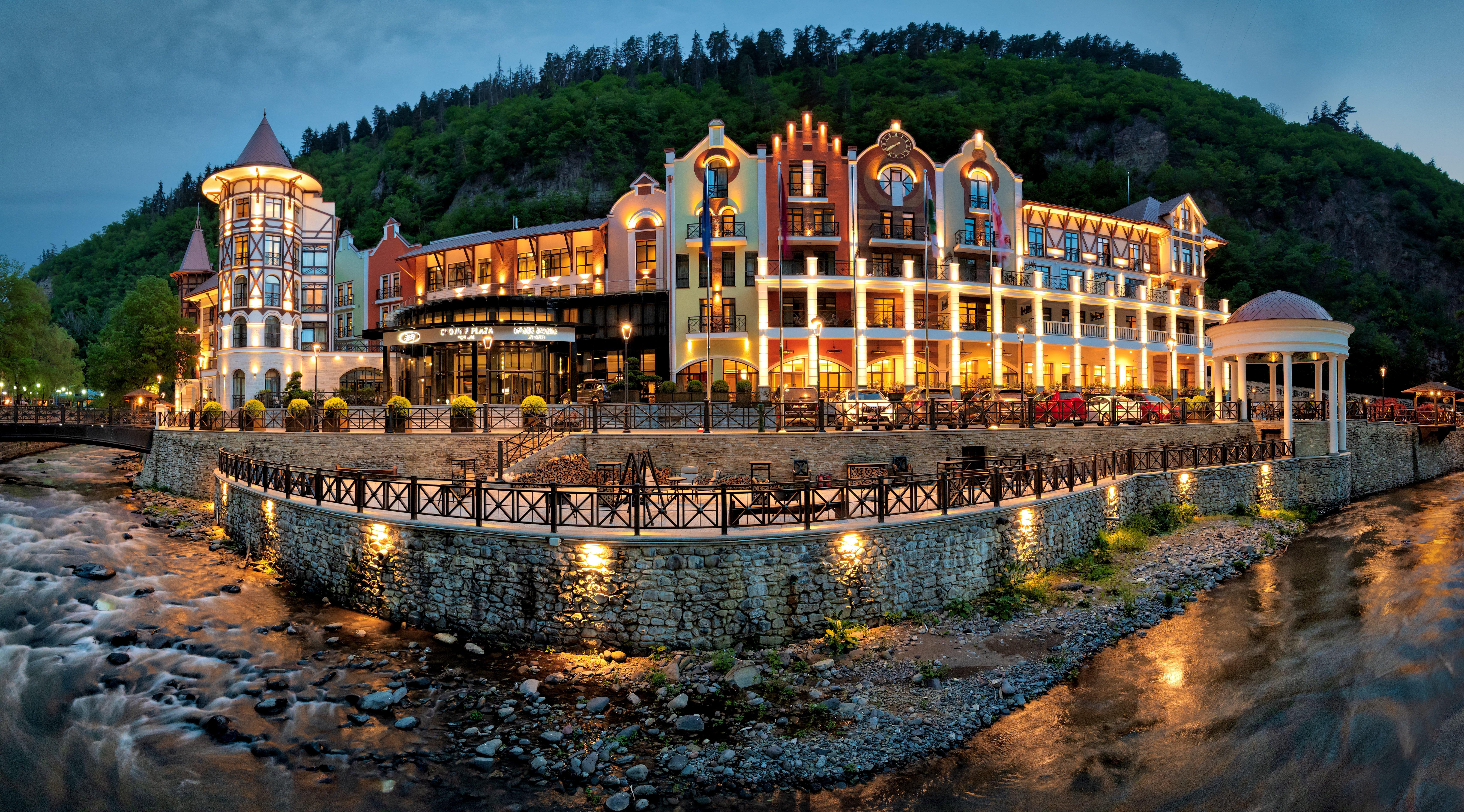 Crowne Plaza - Borjomi, An Ihg Hotel Extérieur photo